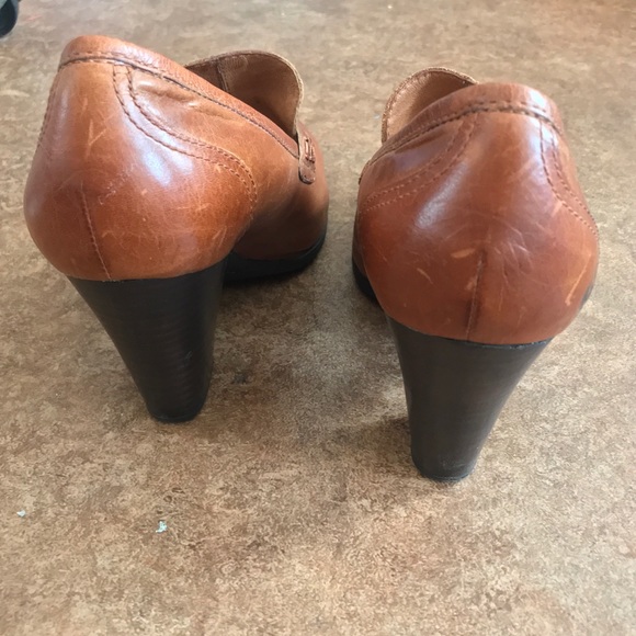 Born Handcrafted Cognac brown leather Oxford Heels dark academia - Picture 3 of 4